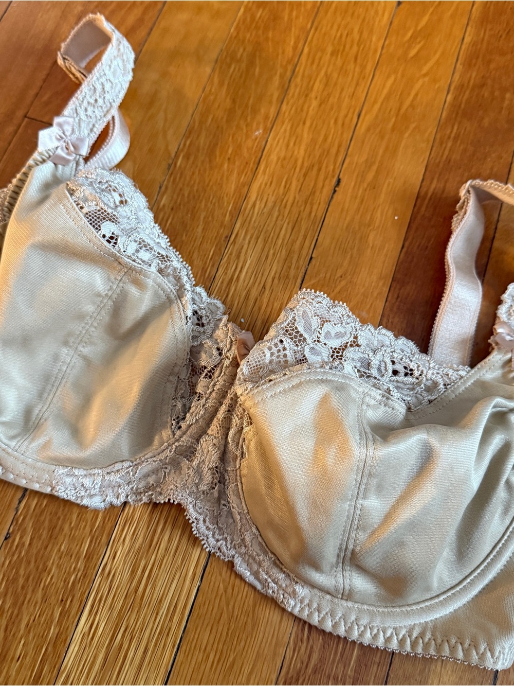 30F Fantasie Lace-Trim Underwire Bra - Beige
